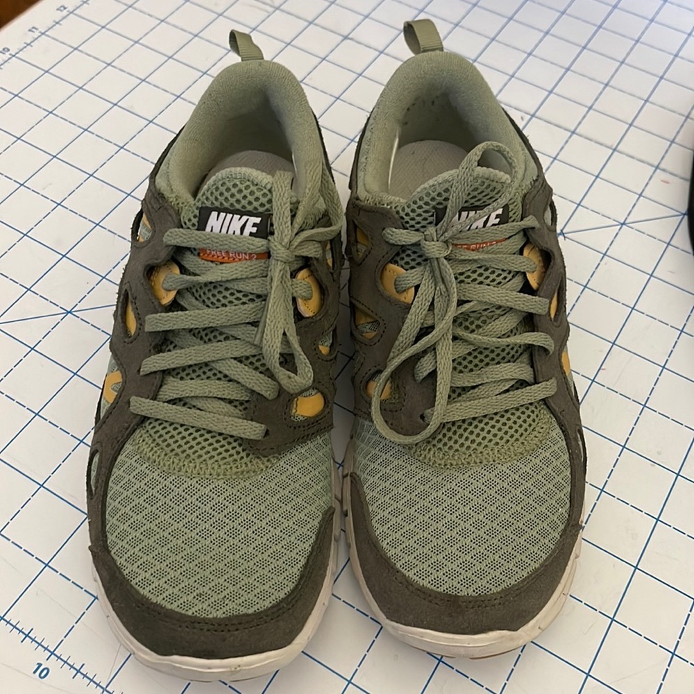 Nike Olive Green Sneakers